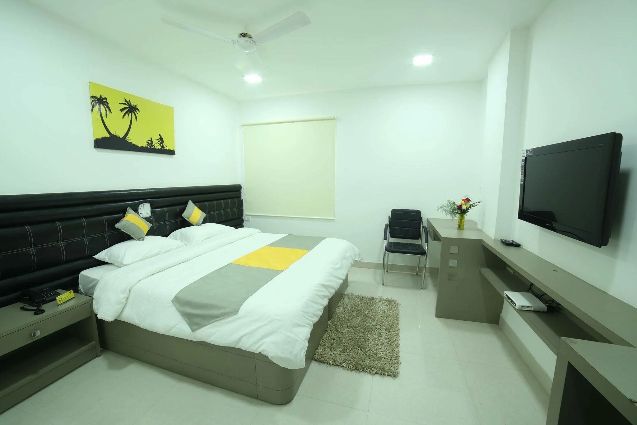 Economy Room